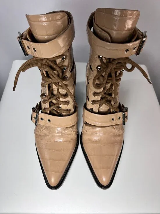 CHLOÉ Rylee Beige Crocodile-Embossed Leather Cutout Buckle Ankle Boots Sz 10USA - Picture 2 of 15
